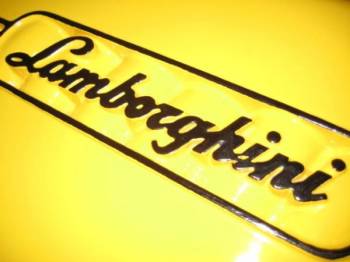 lamborghini logo yellow